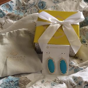 Kendra Scott Elle earrings